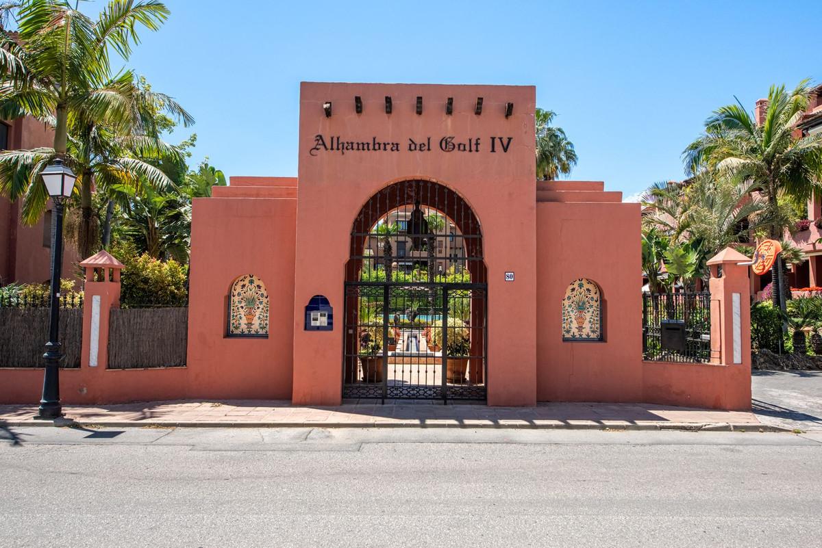 Property Guide: Living and Buying in Guadalmina Baja
