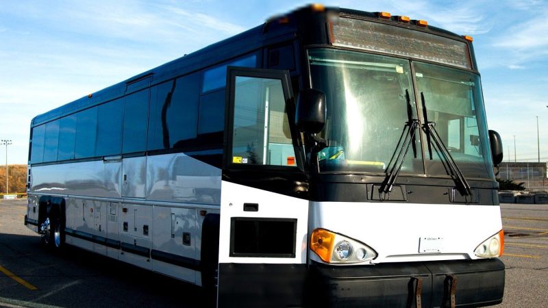 Toronto Party Bus: The Ultimate Guide to Party Bus Rentals in Toronto